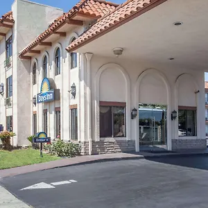 Days By Wyndham Near The Park Estados Unidos