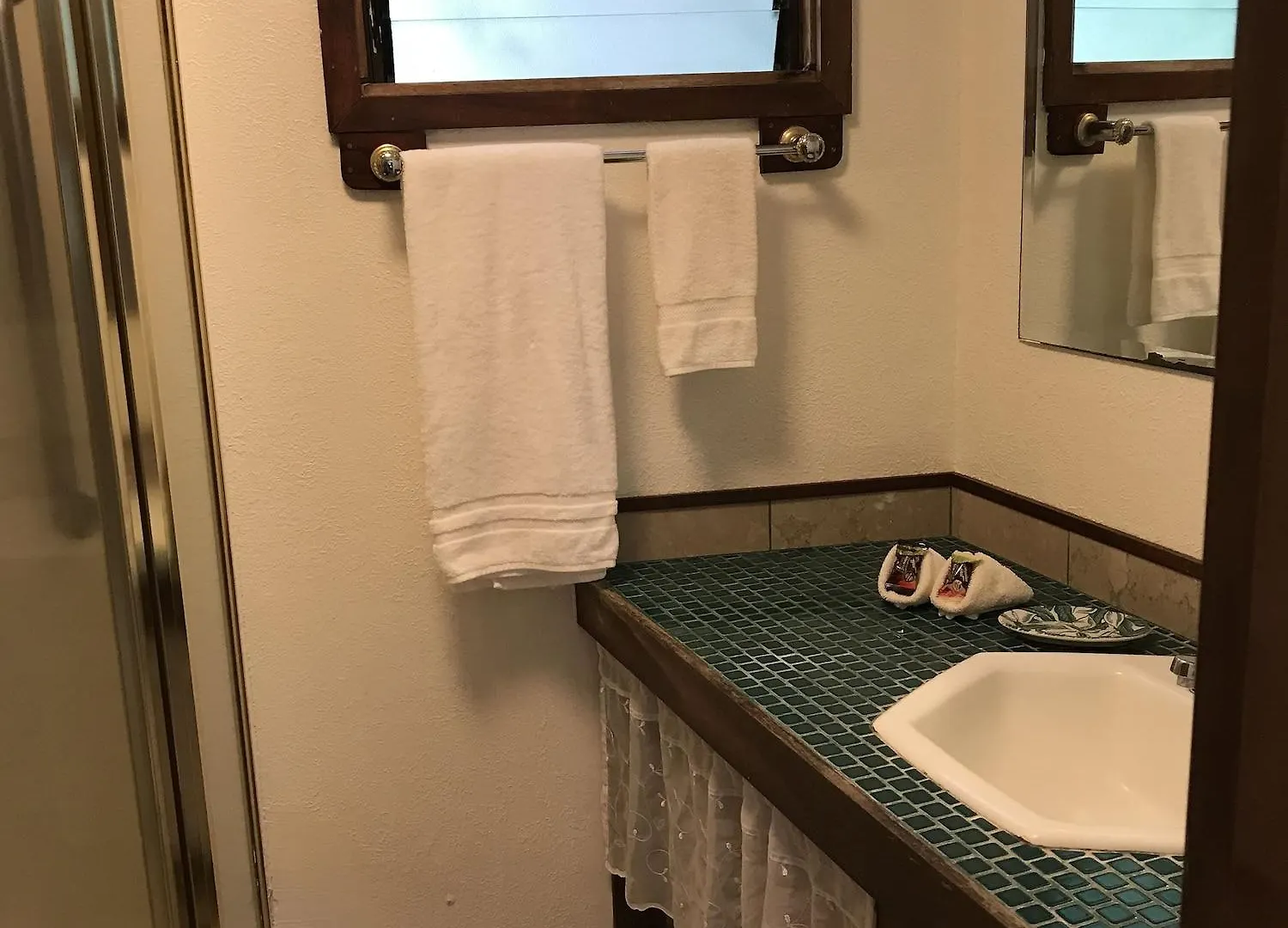 Hale Maluhia Country Inn Kailua-Kona United States