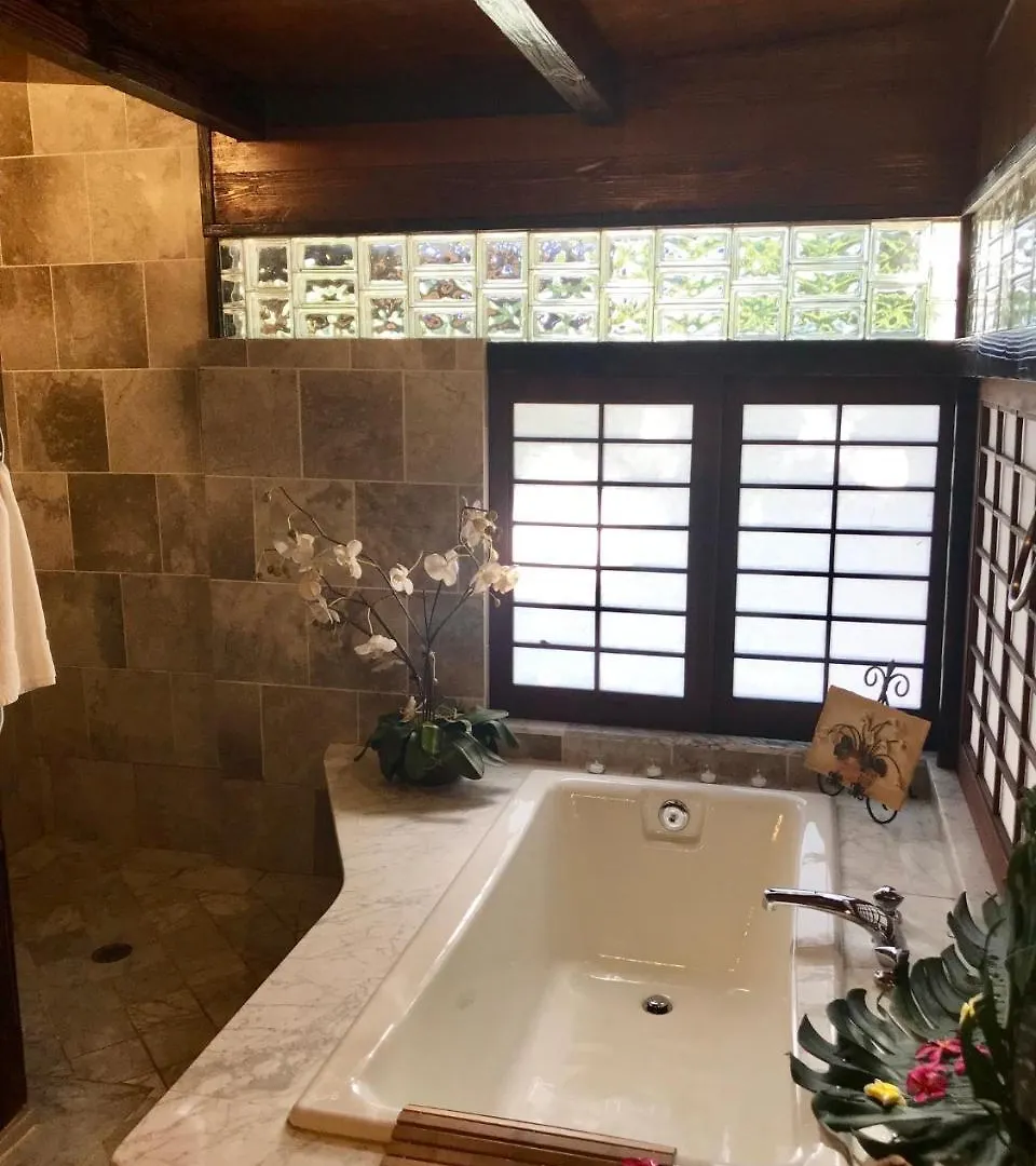 Hale Maluhia Country Inn Kailua-Kona