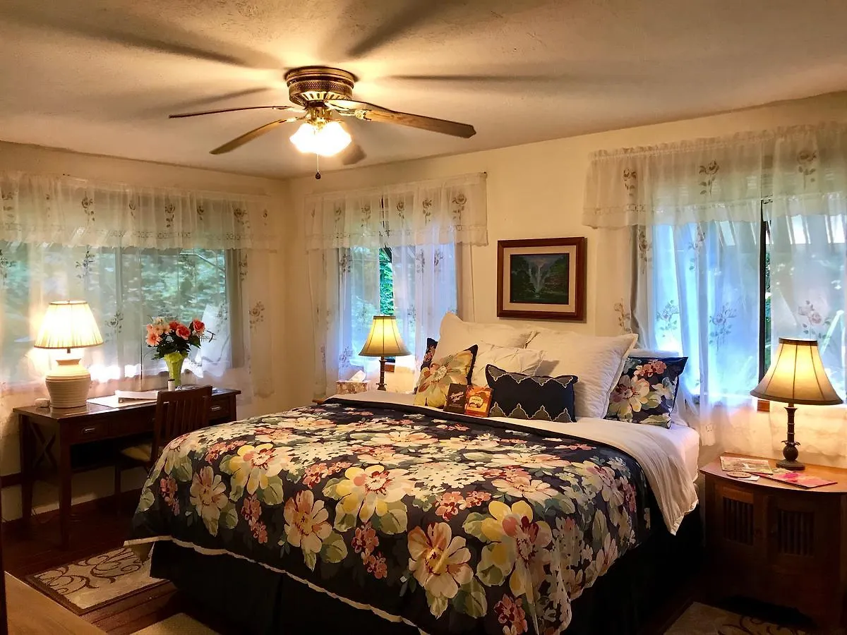 Hale Maluhia Country Inn Kailua-Kona