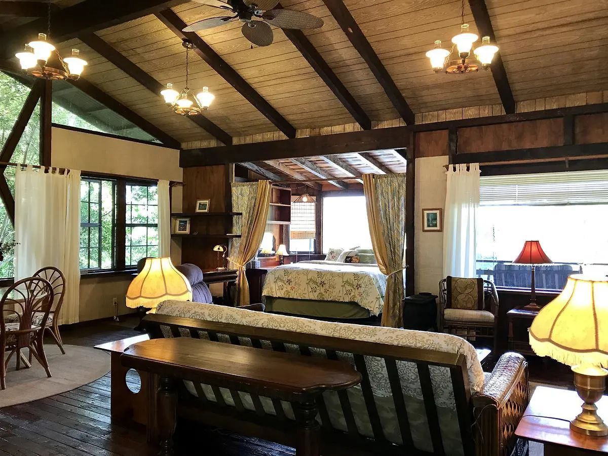 Hale Maluhia Country Inn Καϊλούα-Κόνα