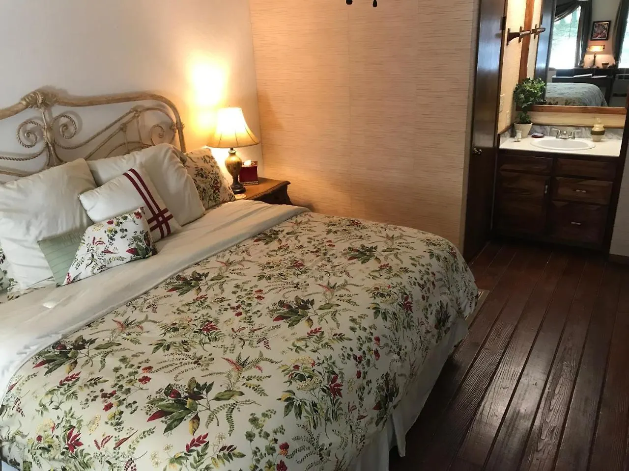 Hale Maluhia Country Inn Kailua-Kona